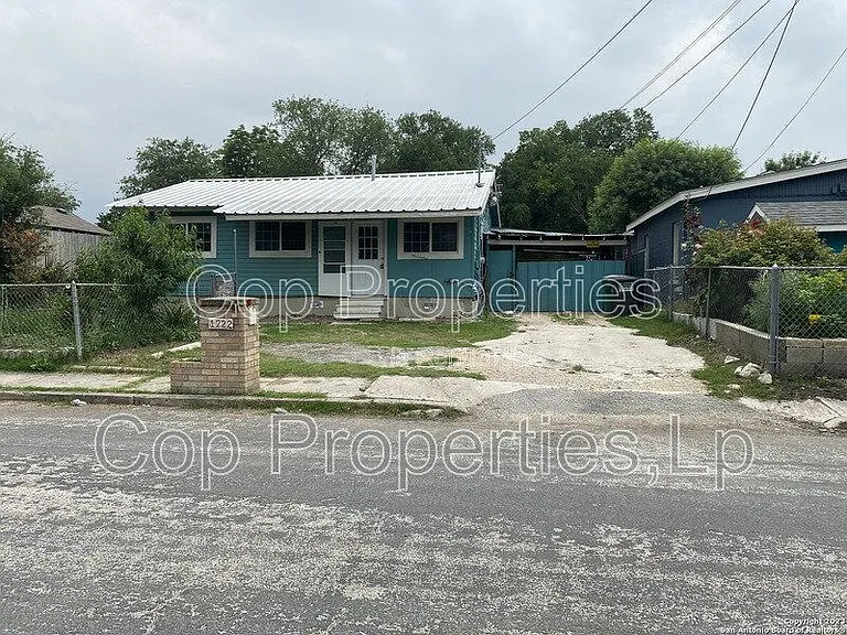1222 Brighton Ave #B — Photo 1