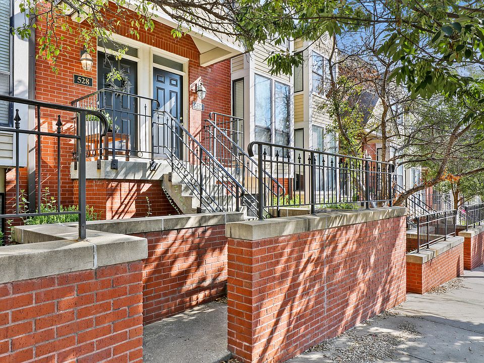 1st image of 526 W 10th St #526