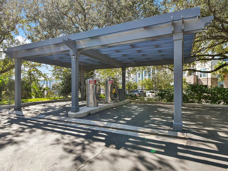 Infinity off Baldwin Park — Photo 18