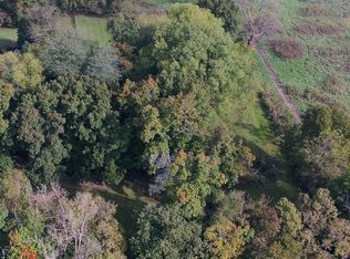 1422 Woodland Hall Dr, Delaware, OH 43015
