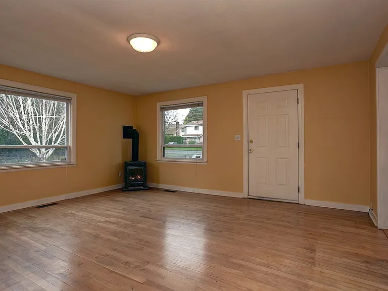 2803 Birchwood Ave — Photo 8