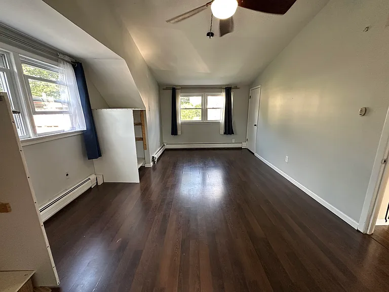 777 Oakwood Ln — Photo 11