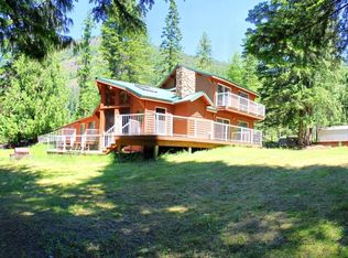 872 Cascade Creek Rd, Clark Fork, ID 83811