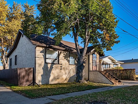 2nd image of 10009 104th St