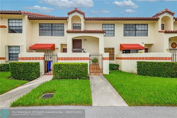 1st image of 604 Freedom Ct #604