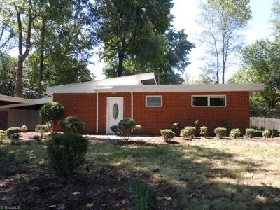 706 Summit Rd, High Point, NC, 27265
