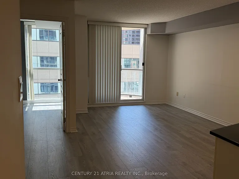 801 Bay St #602 — Photo 10