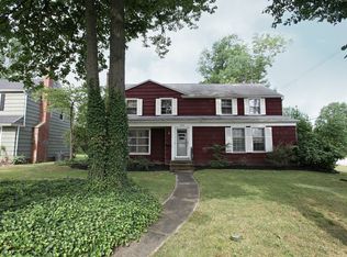 1092 Ford Rd, Lyndhurst, OH 44124
