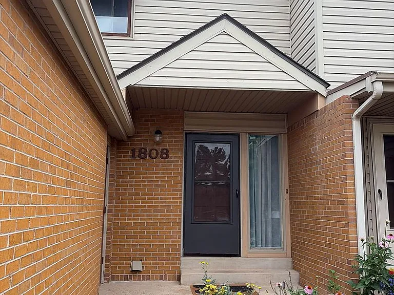 1808 Centaur Cir — Photo 23