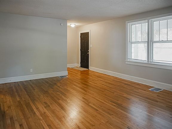 3rd image of 773 Duncan Park Dr