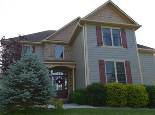 101 Arlington Heights Ln, Mount Airy, NC 27030