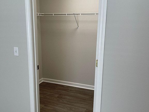 5th image of 575 Oakleaf Plantation Pkwy Unit 304
