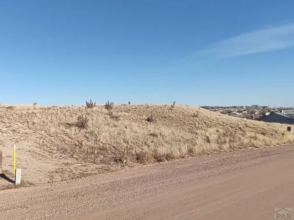 526 S Chimazo Dr, Pueblo West, CO 81007