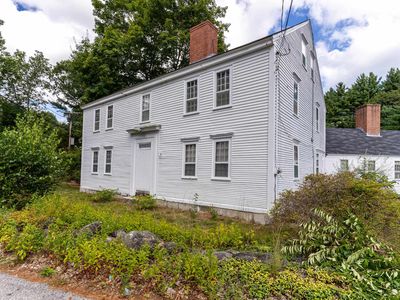 21 Currier Street, South Hampton, NH, 03827