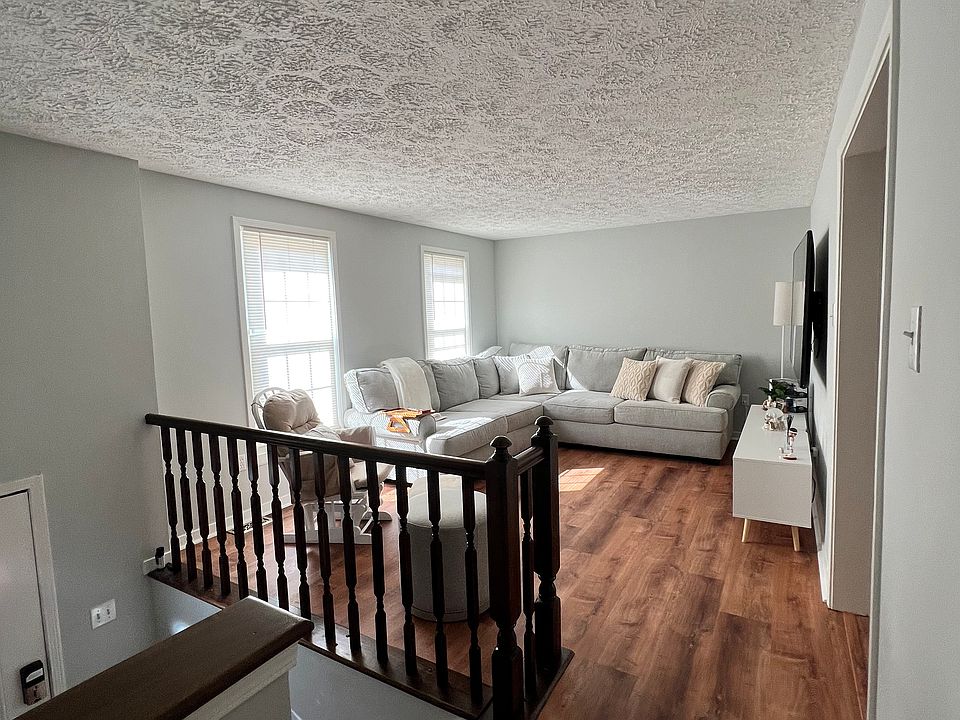 1st image of 11014 Huntington Woods Cir