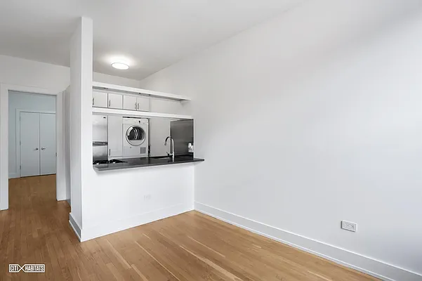 Rented by Citi Habitats | media 8