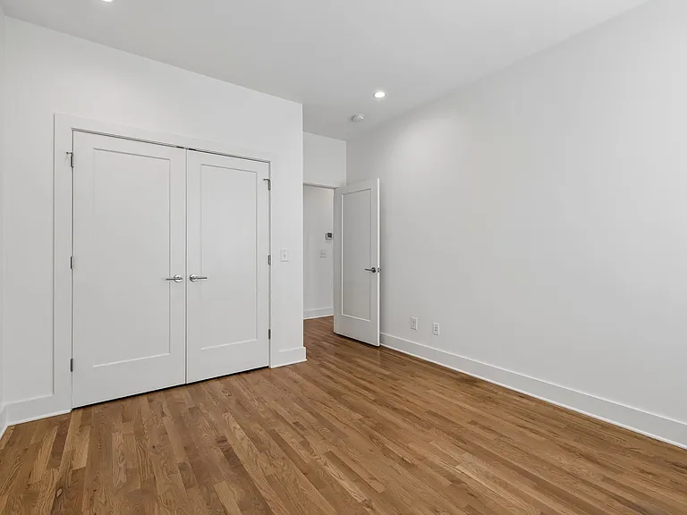 110 Oceola Ave #10 — Photo 17