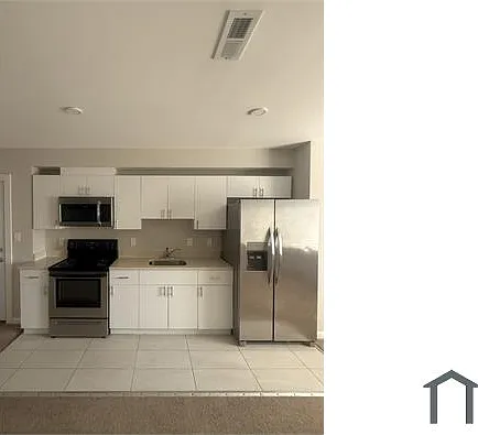 1944 3rd St NE #3 — Photo 3