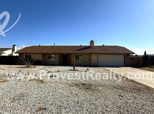 22349 Cholena Rd, Apple Valley, CA 92307