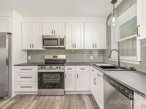 430-442 Stoneycreek Ln Photo 1