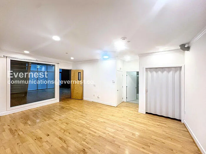 311 Oak St #104 — Photo 5