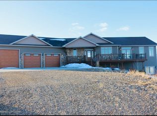 2499 Ridgeview Rd, Watford City, ND 58854