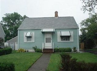 1367 E 289th St, Wickliffe, OH 44092