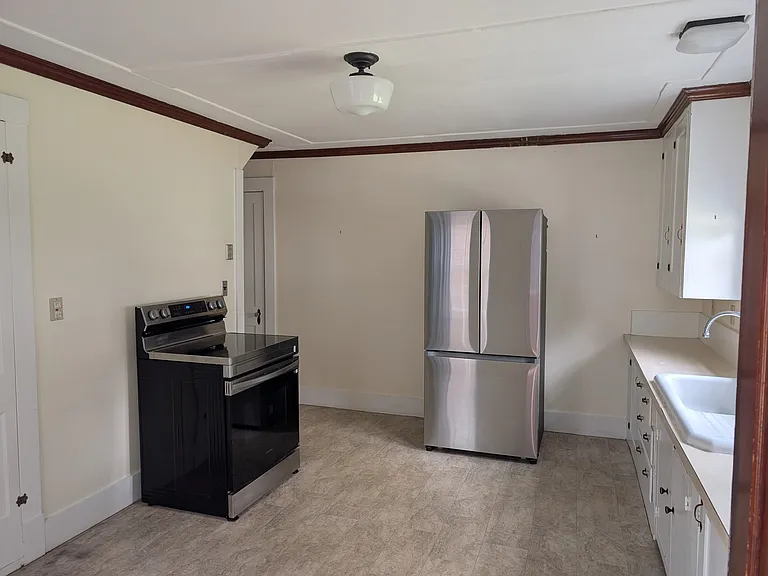 15 Manley St #1 — Photo 18
