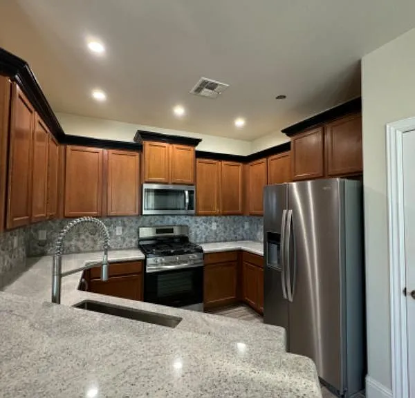 15419 W Redfield Rd — Photo 2