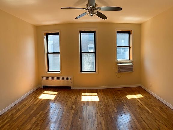 4th image of 274 7th Ave #2C