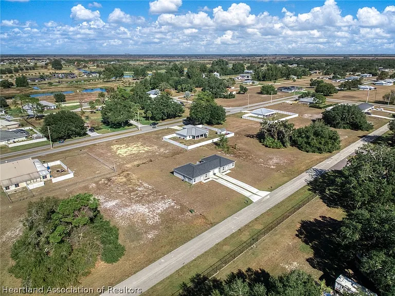 6301 Red Cedar Rd — Photo 3