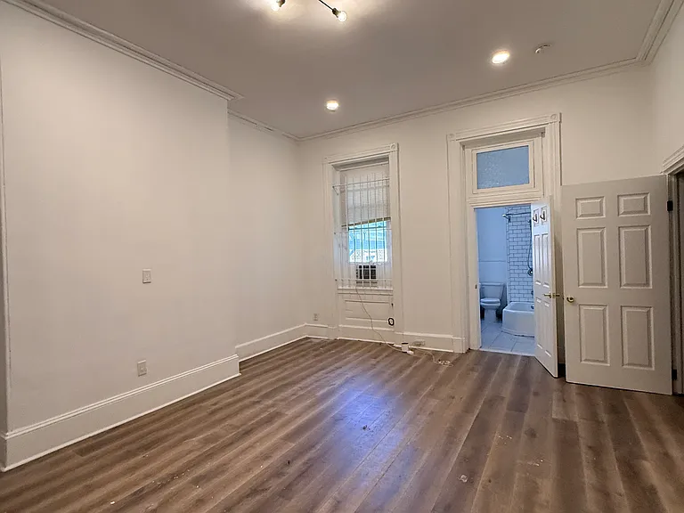 1203 Spruce St #2F — Photo 3