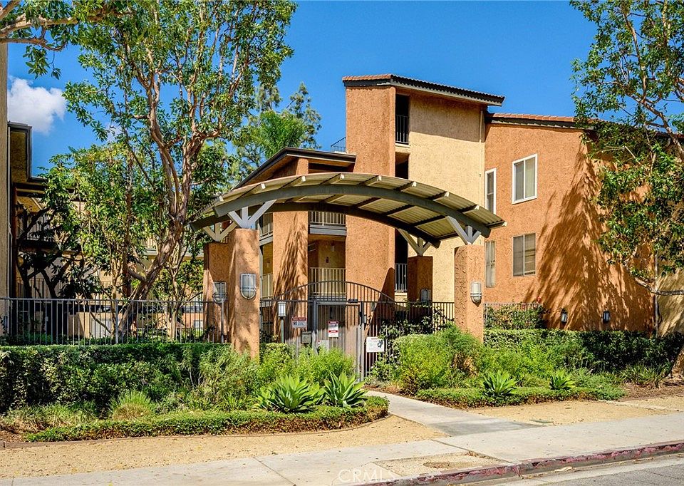 1st image of 15425 Sherman Way #107A