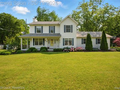 7950 Sandmar Ln, Davisburg, MI, 48350
