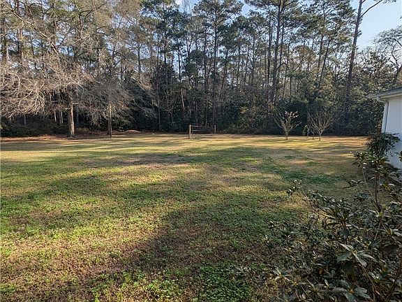 4th image of 1503 Lakeview Rd