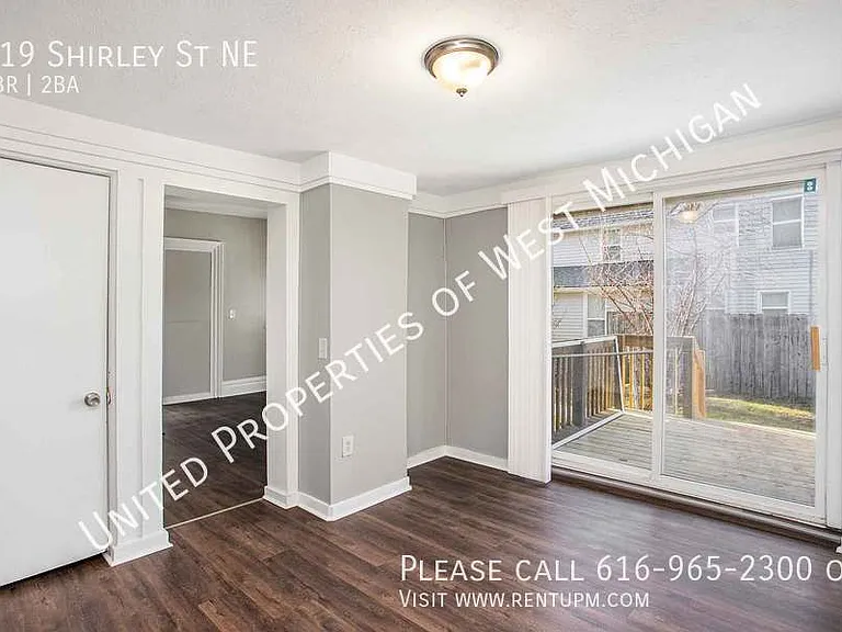 519 Shirley St NE — Photo 5