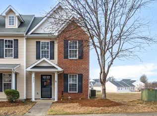 902 Savin Lndg, Knightdale, NC 27545