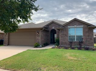 405 Durkee Rd, Yukon, OK 73099