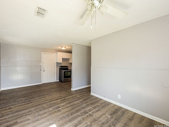 2nd image of 539 Dorie St