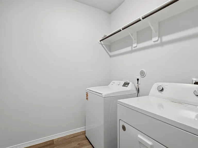 26123 Emory Hollow Dr — Photo 8