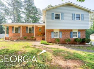 5466 Wydella Rd SW, Lilburn, GA 30047