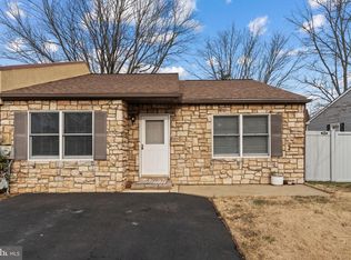 745 Tennyson Dr, Warminster, PA 18974