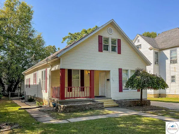 250 S Prospect Ave, Sedalia, MO 65301