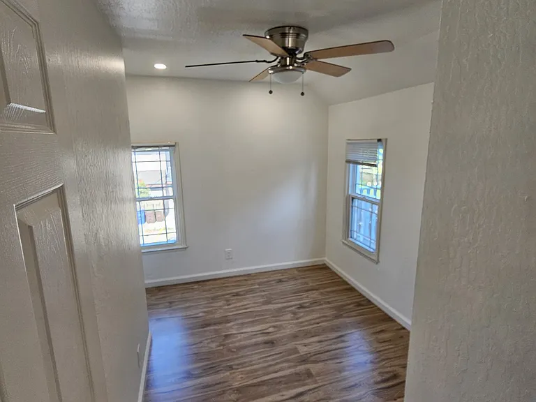 313 Raymond St #3 — Photo 7
