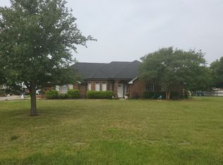 9827 Highland Prairie Ln, Forney, TX 75126