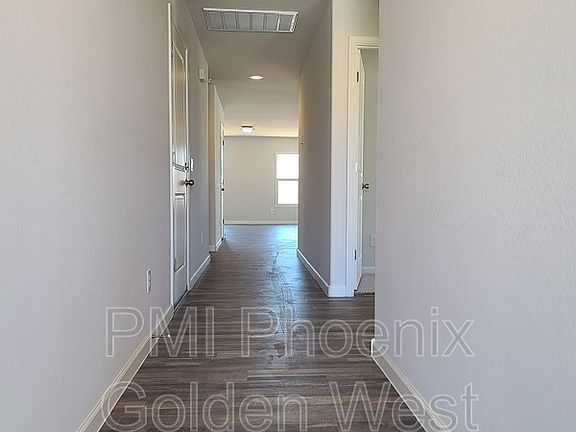 4th image of 789 S Silvercreek Ln