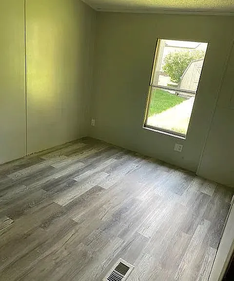 127 Wright St — Photo 9