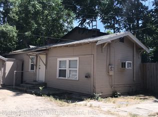 408 1/2 J St, Modesto, CA 95351
