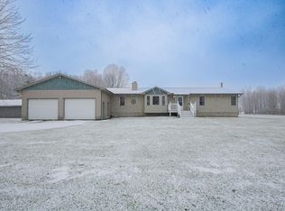 6465 Kelly Rd, Yale, MI 48097