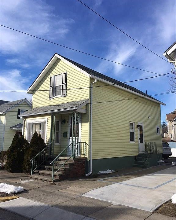 1st image of 30 Orchard St